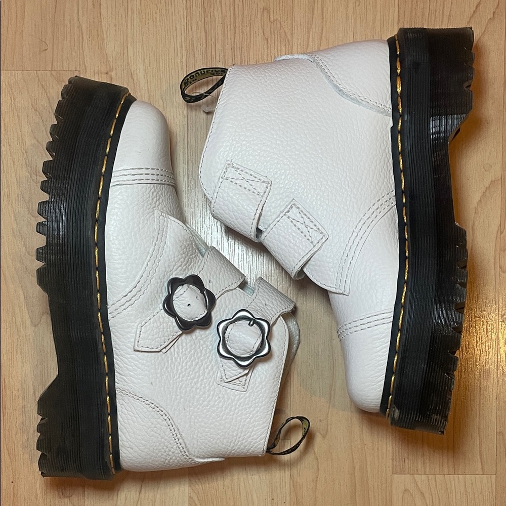 Dr. Martens Devon White Leather Shoes with Black Soles
